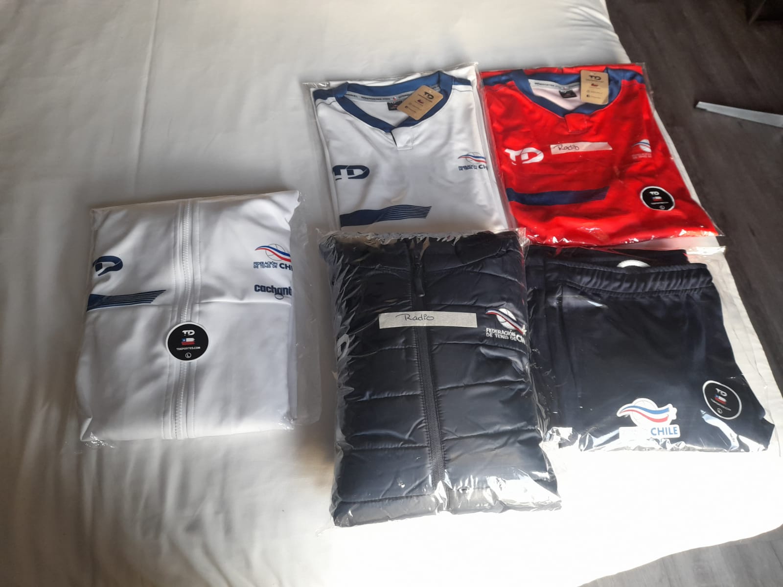 Comenta en Al Aire Libre durante la Copa Davis y gana la indumentaria completa del equipo chileno