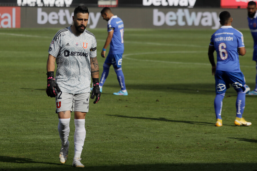 Con cambio en la defensa: El 11 que probó la U en la antesala del Superclásico