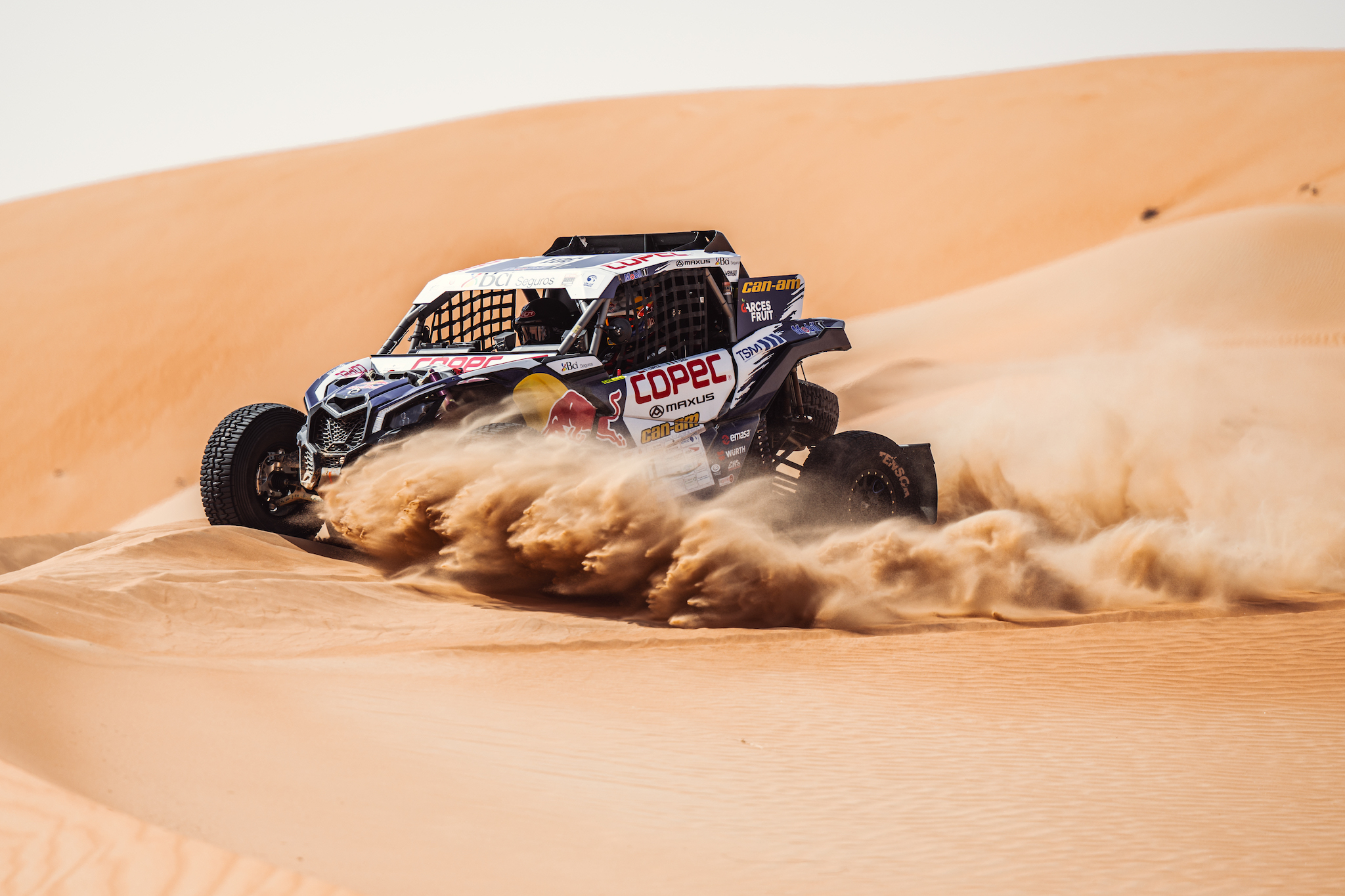Francisco “Chaleco” logró el segundo lugar en la etapa inaugural del Abu Dhabi Desert Challenge