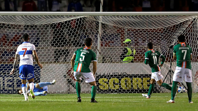 Gastón Lezcano no falló desde el punto penal y cumplió la “ley del ex” ante la UC