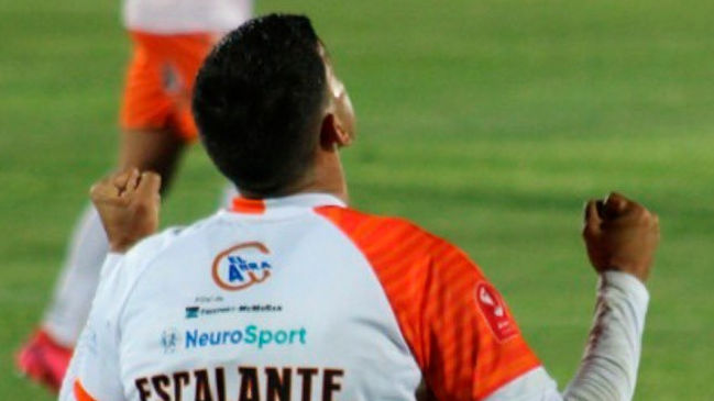 Cobreloa doblegó como visitante a Rangers y se sostuvo en lo más alto de la Primera B