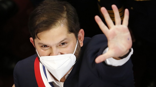 Universidad Católica felicitó al Presidente: Te deseamos éxito para esta gran responsabilidad