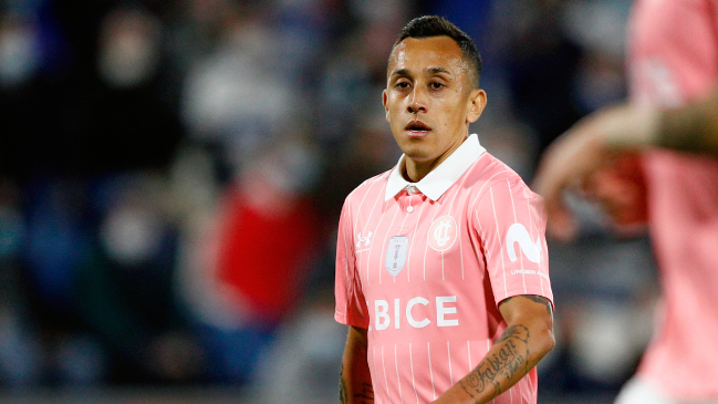 Fabián Orellana no entró en la convocatoria de Universidad Católica para recibir a Everton