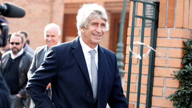 Manuel Pellegrini: Nunca he expresado ser de derecha, ambos lados tienen responsabilidades