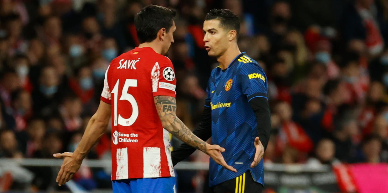 Manchester United y Atlético de Madrid chocan por el paso a cuartos en la Champions