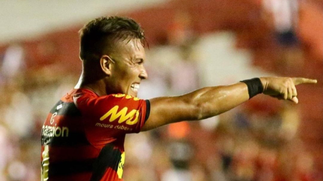 Prensa brasileña llenó de elogios a Javier Parraguez tras su triplete en Sport Recife