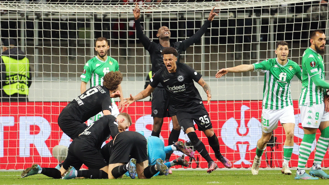 El horror de Rui Silva y el autogol de Guido Rodríguez que eliminaron a Betis de la Europa League