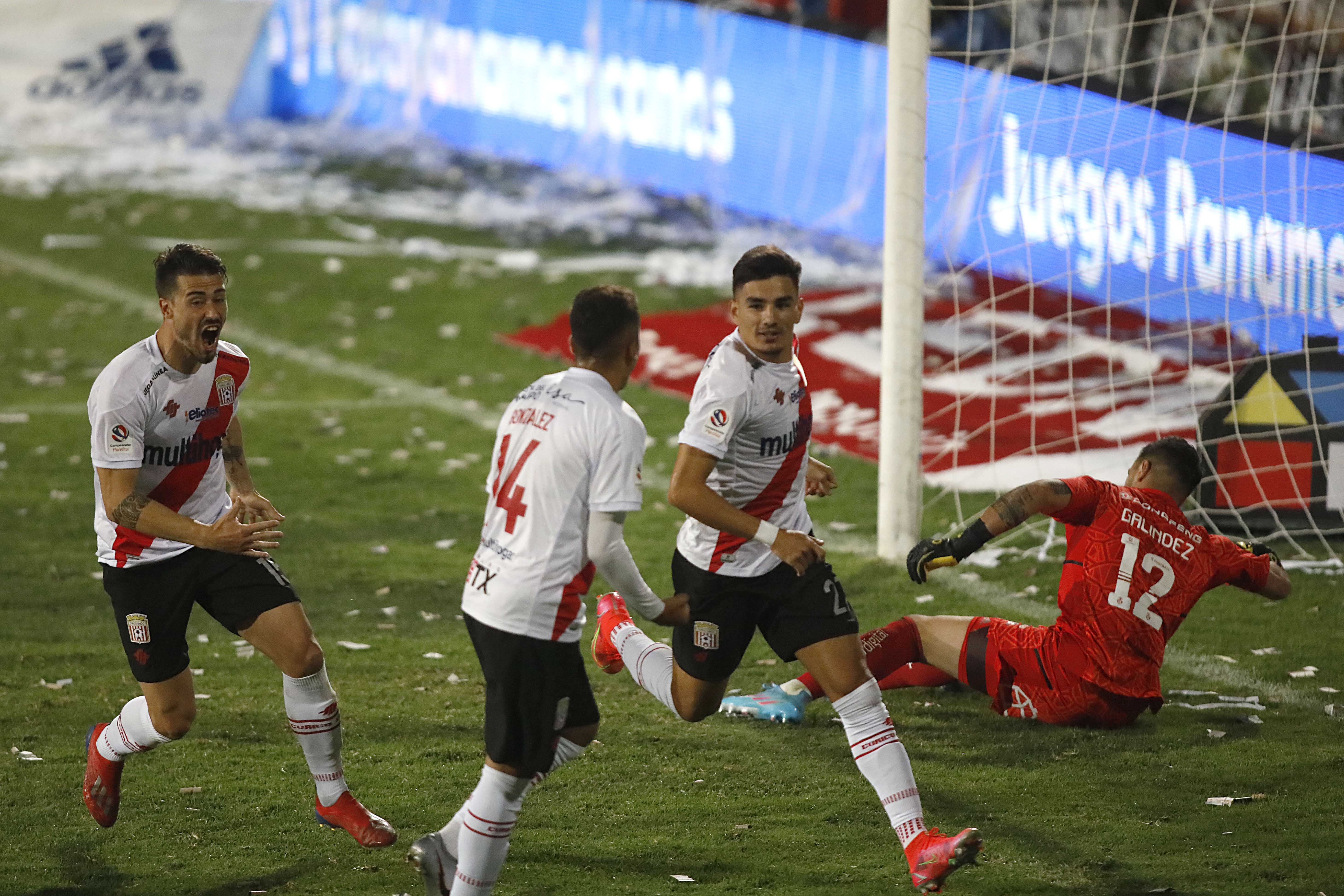 Diego Coelho silenció Santa Laura con el empate de Curicó Unido ante la U