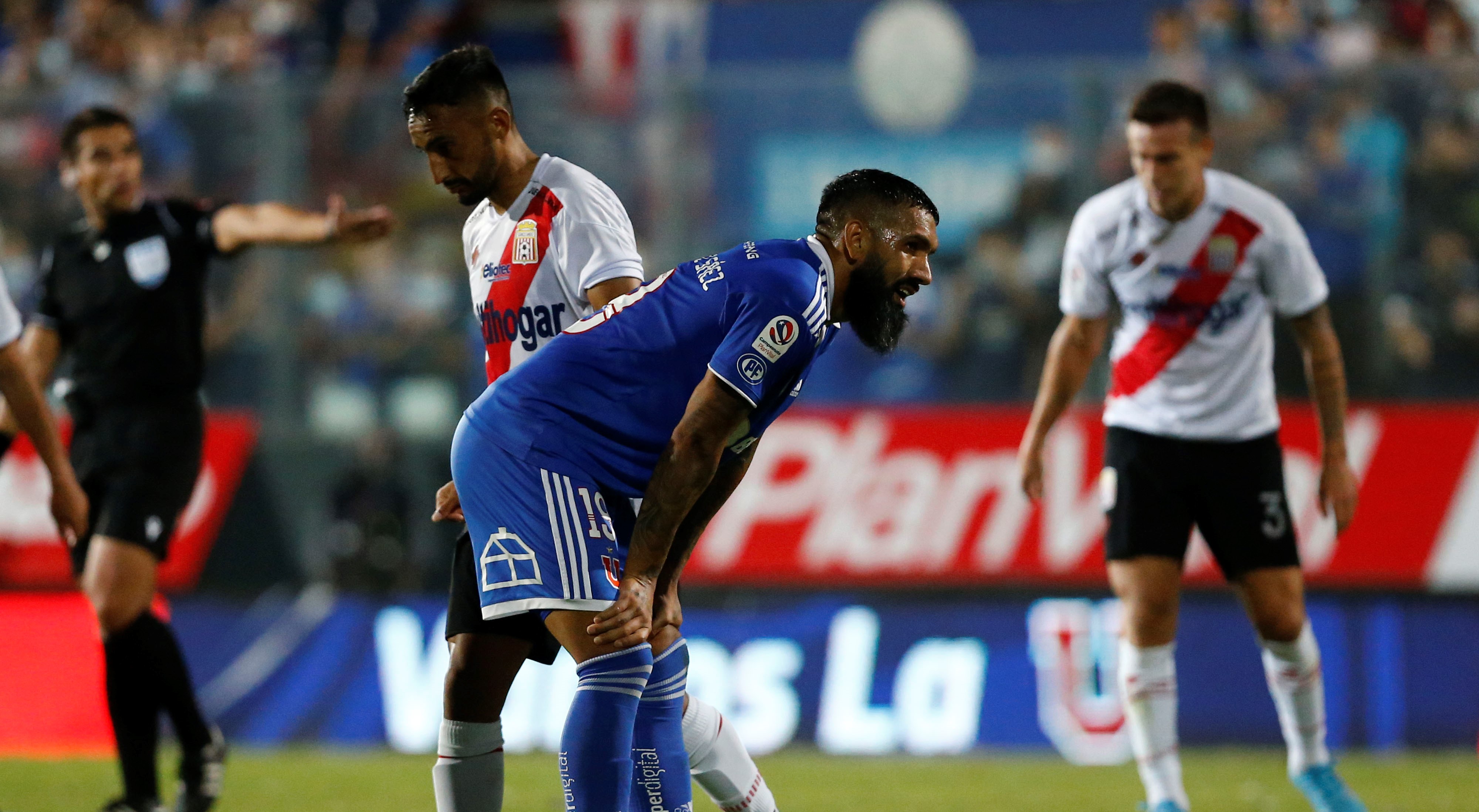 “En la ruta del León”: La trastienda del amargo empate de la U ante Curicó en Santa Laura