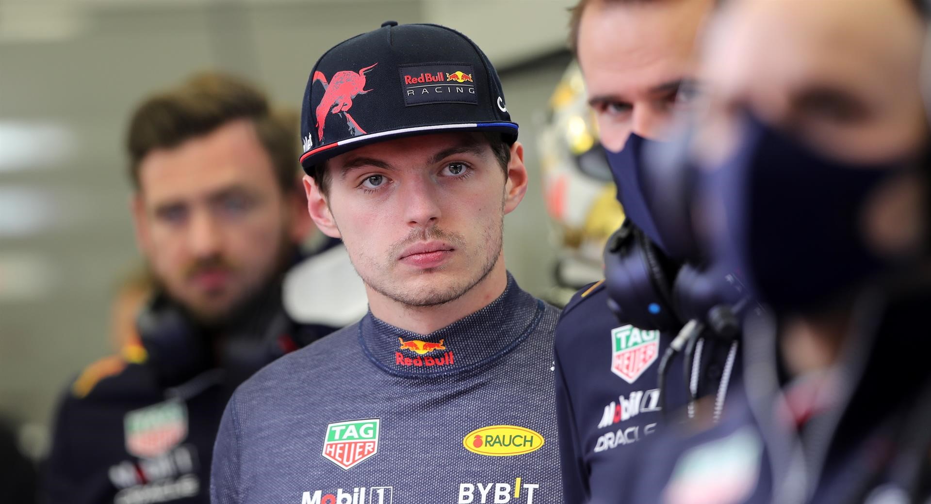 Max Verstappen lideró en Bahrein los primeros entrenamientos libres de la nueva F1