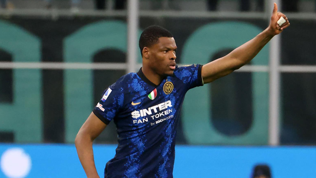 Denzel Dumfries salvó a Inter de Milán con el gol del empate ante Fiorentina en la Serie A