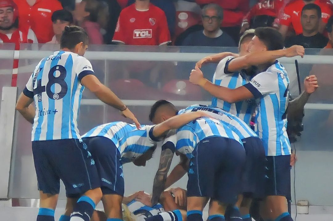 Racing de Eugenio Mena venció a Independiente de Leandro Benegas y se quedó con el clásico de Avellaneda