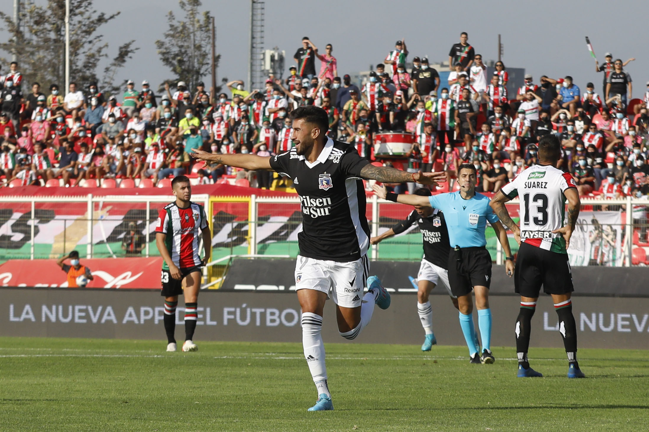 Colo Colo golpeó de entrada a Palestino con derechazo de Juan Martín Lucero