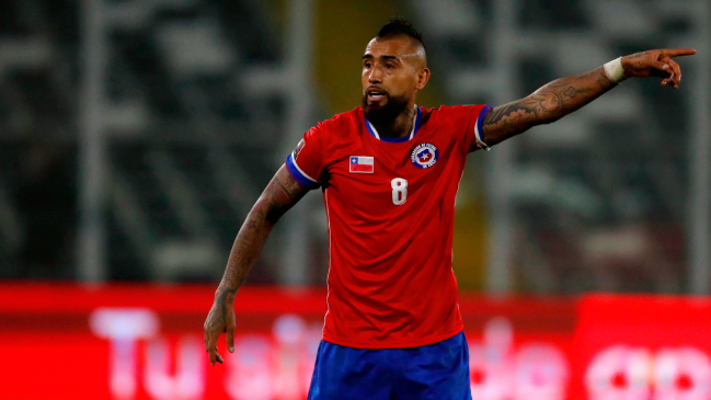 Arturo Vidal quiere “hacer historia de nuevo” en el partido con Brasil