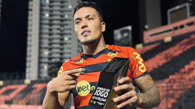 Javier Parraguez fue incluido en el equipo ideal de la Copa del Noreste de Brasil