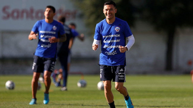 La selección chilena tuvo una nueva práctica para el cierre de las Clasificatorias contra Uruguay