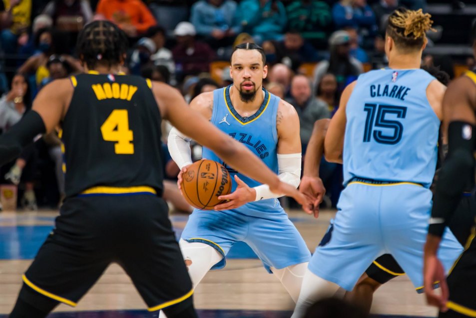 Memphis aprovechó la ausencia de Curry para vencer a Golden St y afianzarse en el Oeste