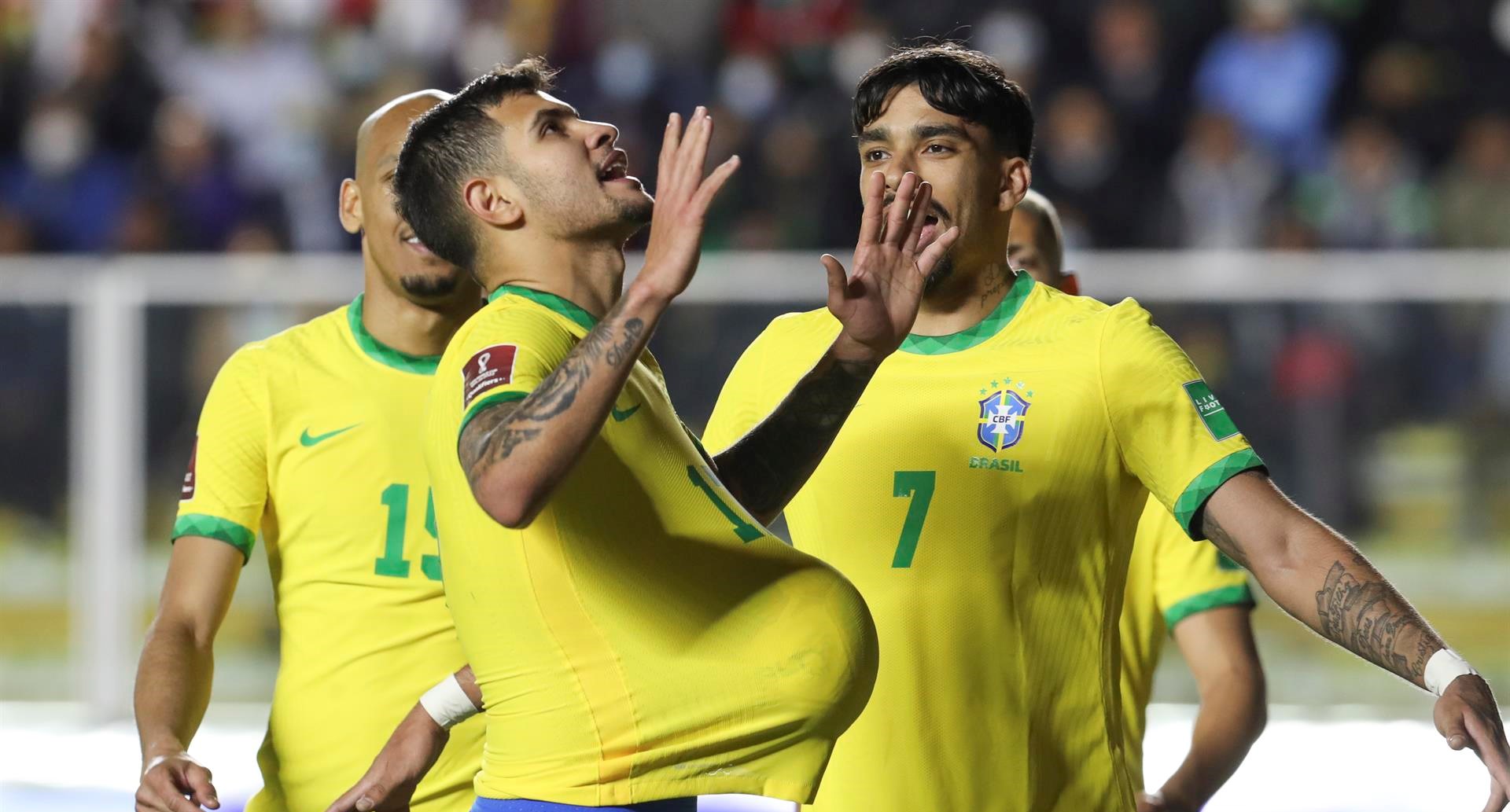 Brasil goleó a Bolivia y Argentina cedió un empate ante Ecuador en el cierre de las Clasificatorias