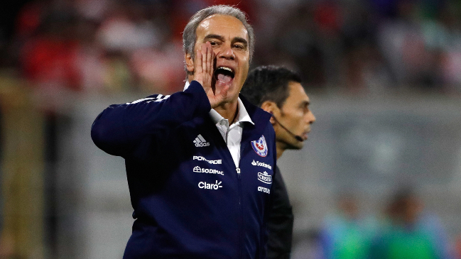 Lasarte y el futuro de La Roja: Está difícil encontrar jugadores con recursos técnicos y físicos