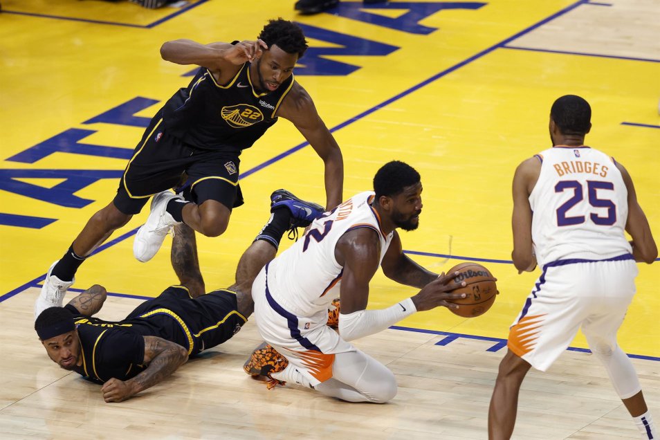 Phoenix Suns afianzó su liderato en el Oeste con triunfo ante Golden State