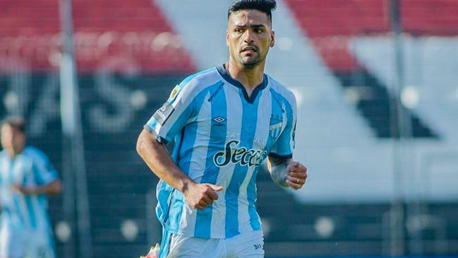 Felipe Campos fue anunciado como nuevo refuerzo de Everton de Viña del Mar