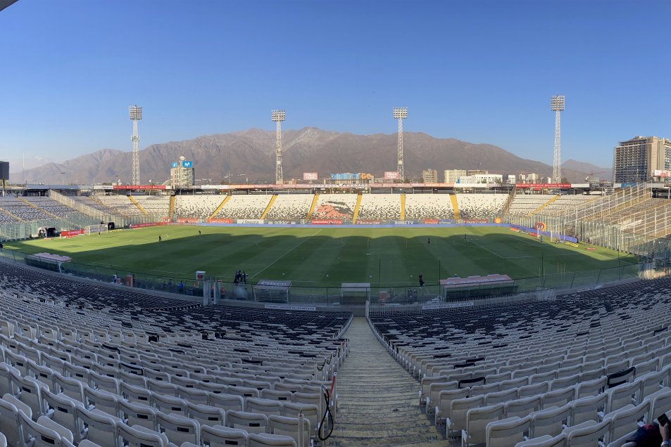 Costa, Solari y Bolados comandaron la goleada de Colo Colo ante La Calera en el Monumental
