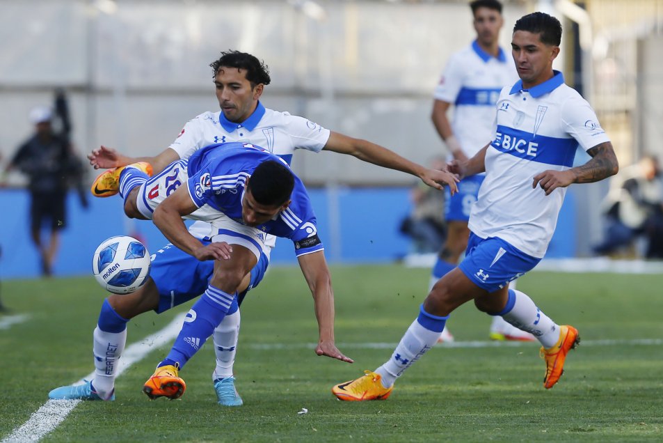 La UC contó con Zampedri y Tapia para batir a la U en San Carlos y frenar la mala racha