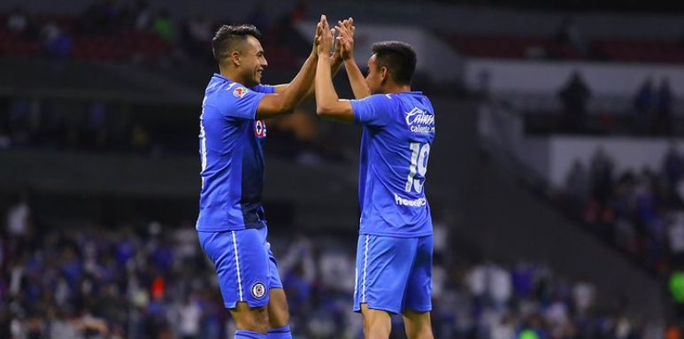 Iván Morales sumó minutos en triunfo de Cruz Azul sobre Atlas en México