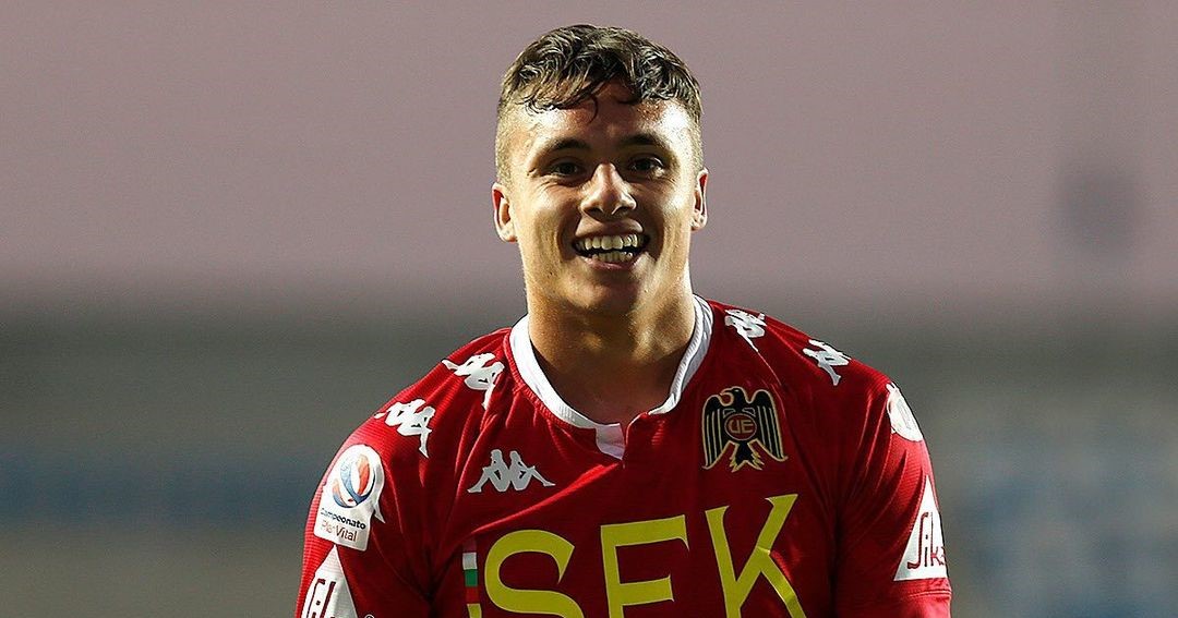 Bastián Yáñez anotó un golazo de zurda para dar la ventaja a Unión Española sobre Audax Italiano