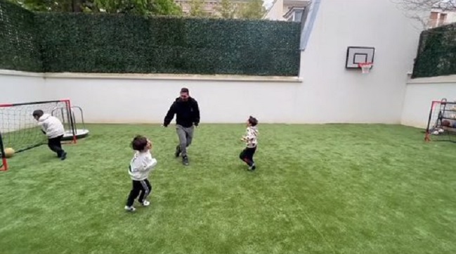 Siempre competitivo: Lionel Messi no se dejó ganar ni contra sus hijos