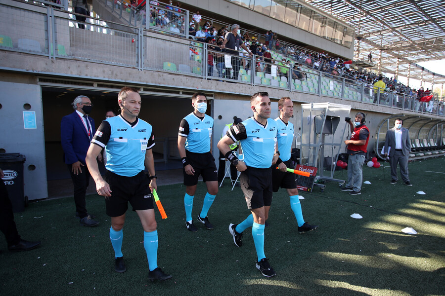 Dirección del Trabajo solicitó antecedentes a la ANFP por masivo despido de árbitros