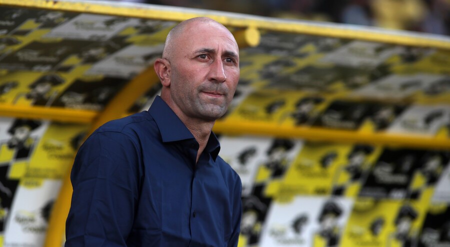 Paulucci por bajas de Montes y Orellana: Tenemos un montón de futbolistas y un plantel muy amplio