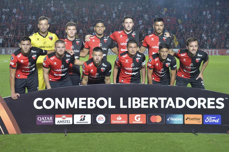 Colón de Santa Fe regresó a la Copa Libertadores tras 12 años con agónico triunfo sobre Peñarol