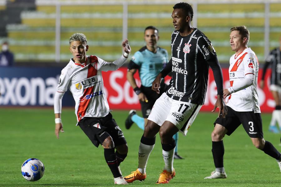 Always Ready se estrenó en Copa Libertadores con sólido triunfo ante Corinthians