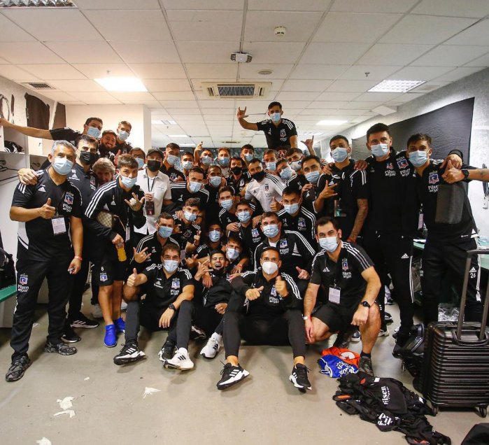 La celebración de Colo Colo en el camarín tras su gran victoria contra Fortaleza
