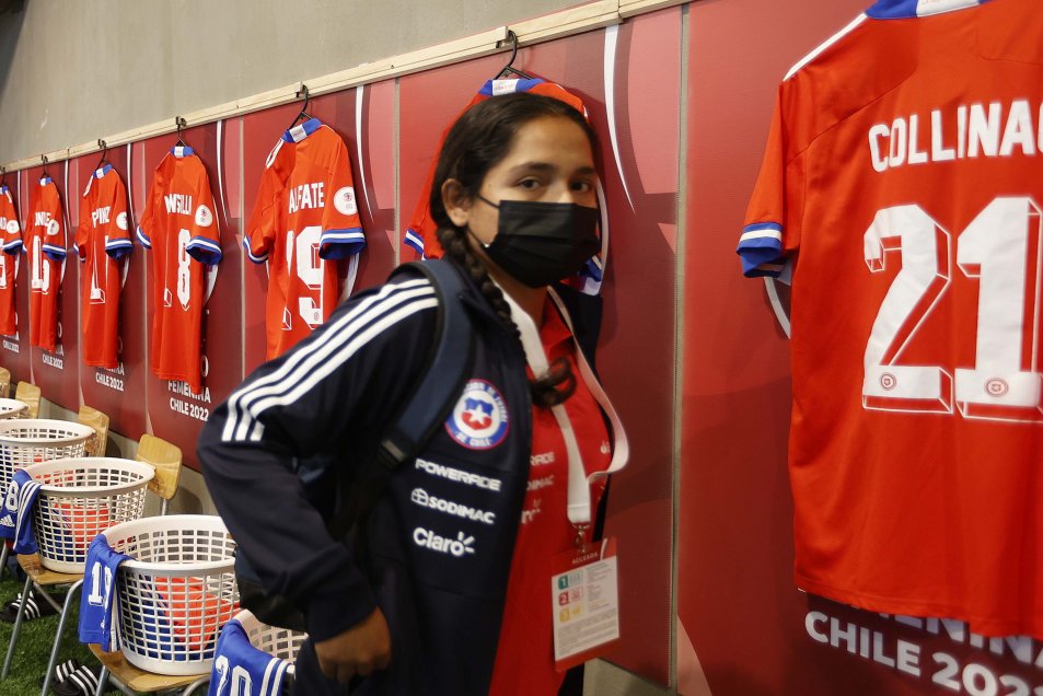 Mary Valencia, Sonya Keefe y Michelle Olivares brillaron en triunfo de La Roja en el Sudamericano Sub 20