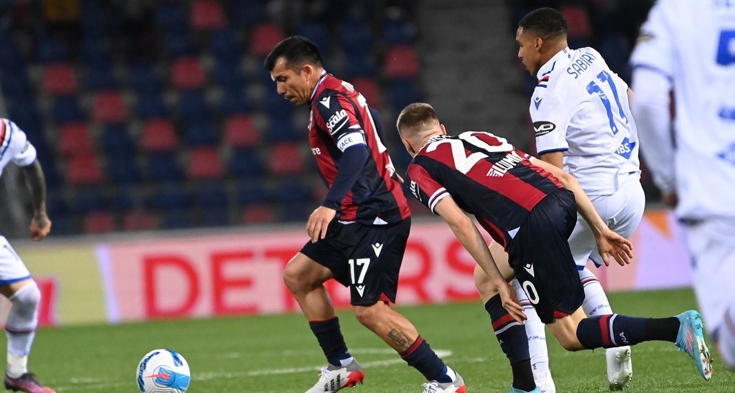 ¡Fuertes imágenes! Gary Medel mostró profundas heridas en una pierna tras victoria de Bologna