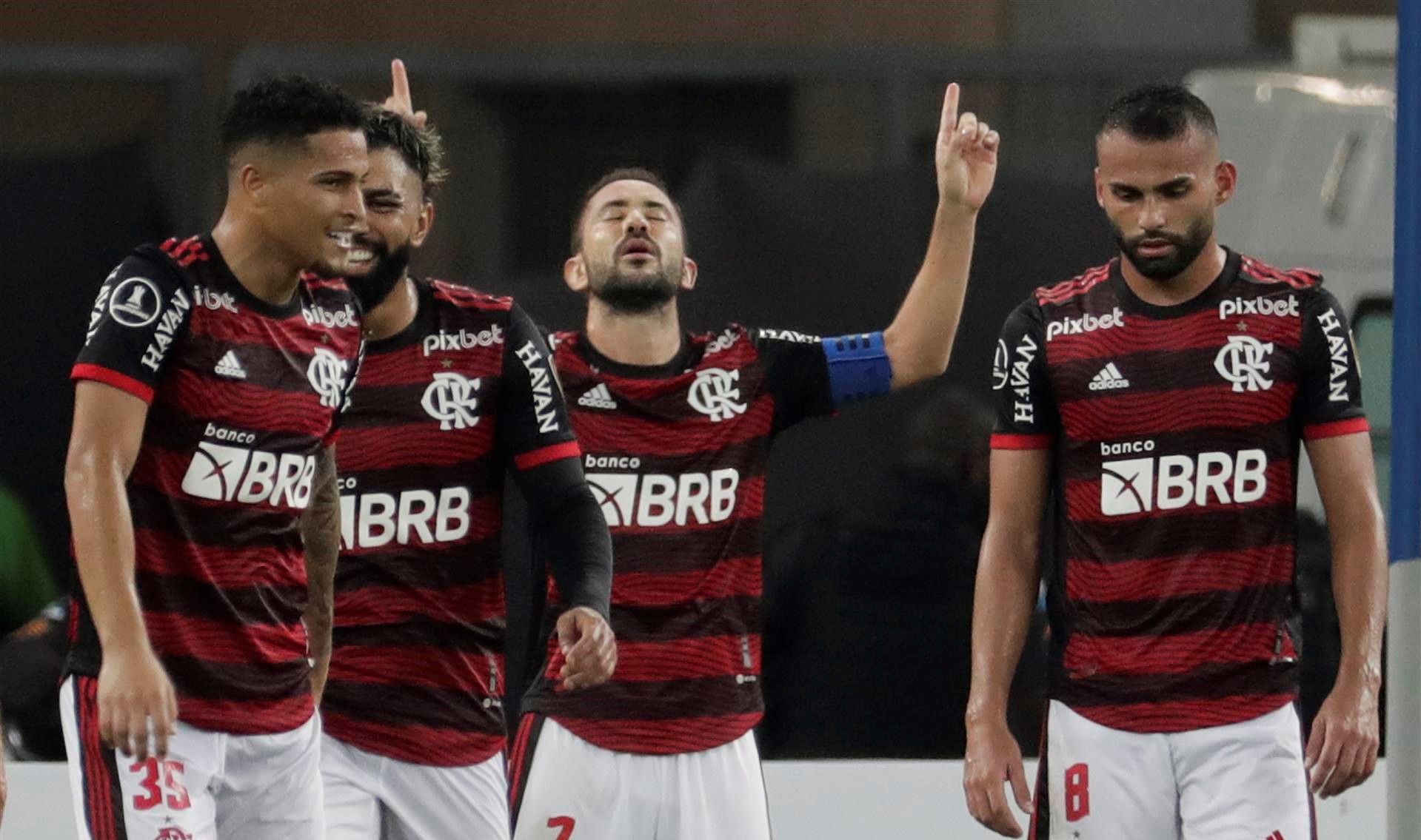 Flamengo doblegó a Talleres y lidera el grupo de la UC en la Copa Libertadores