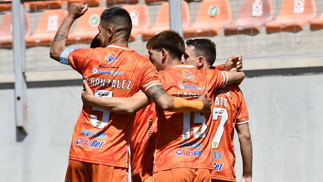Arbitro consignó que Cobreloa envió su planilla a través de WhatsApp en partido de Primera B