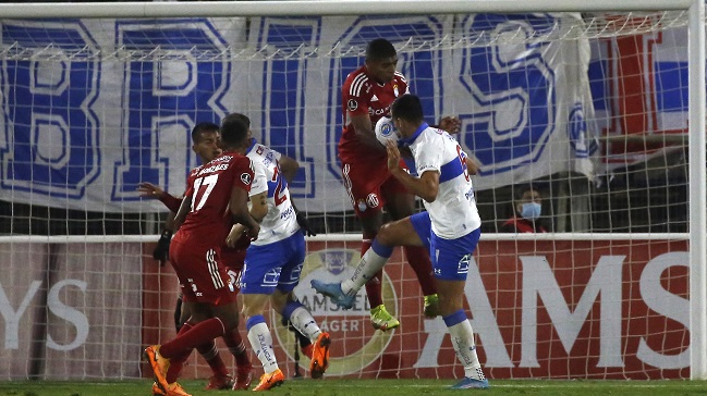 El editorial de Toño Prieto: U. Católica ganó inmerecidamente en Copa Libertadores