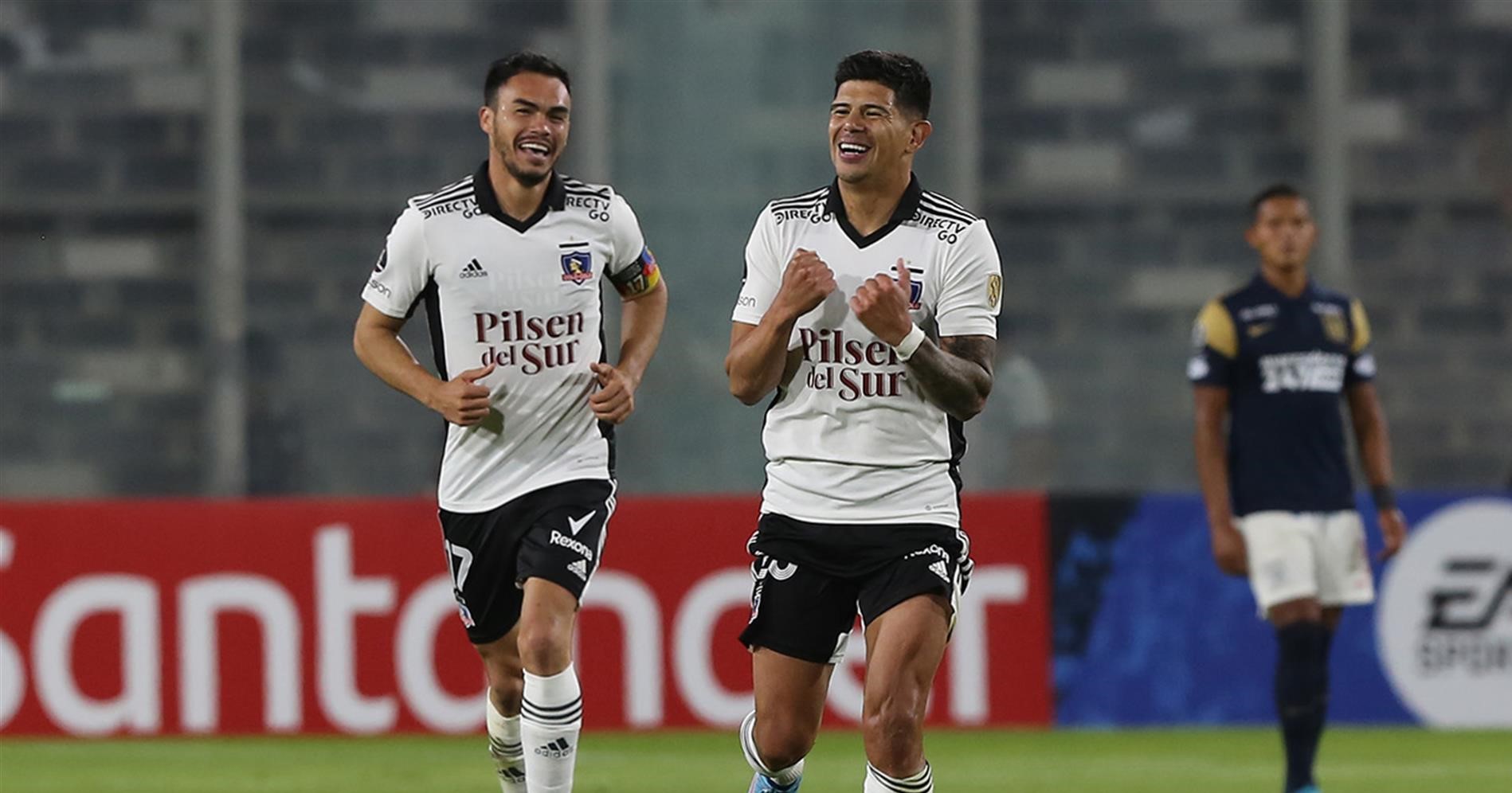 Con los golazos de Lucero y Pavez: El resumen del triunfo de Colo Colo sobre Alianza Lima