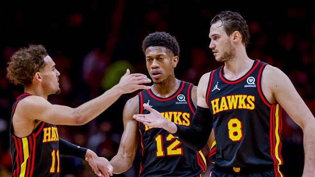 Atlanta Hawks aplastó a Charlotte Hornets y se citó con Cleveland Cavaliers