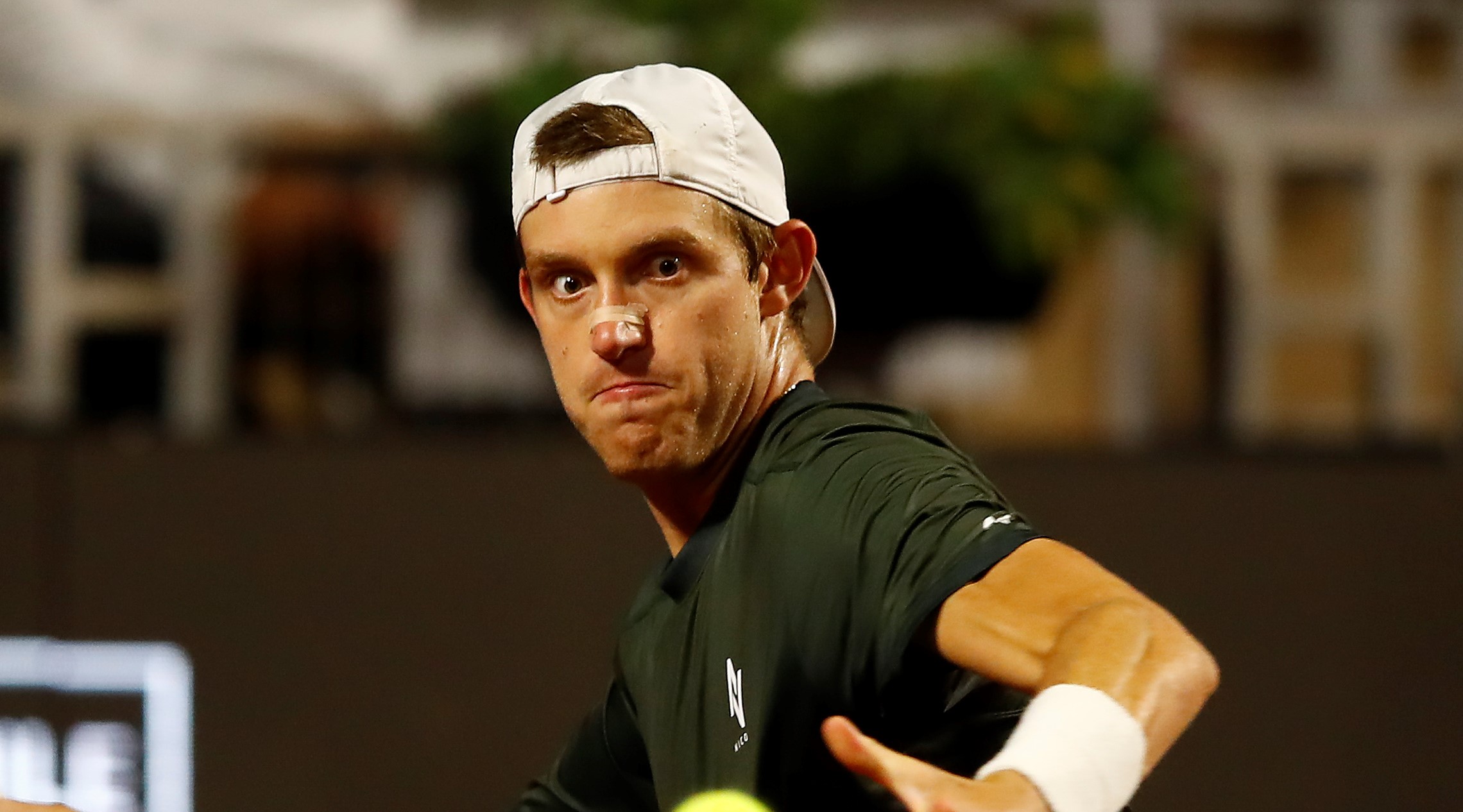 Nicolás Jarry tuvo gran reacción para avanzar a cuartos de final en San Luis de Potosí