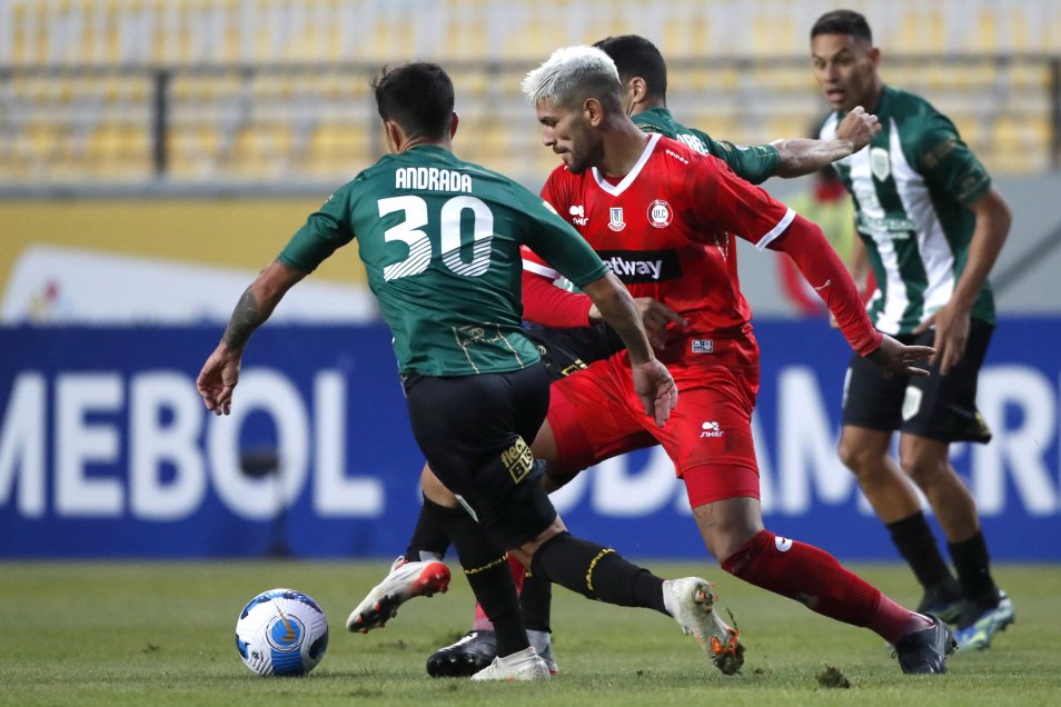 Sebastián Sáez se alzó como la figura de La Calera en la victoria sobre Banfield por la Sudamericana