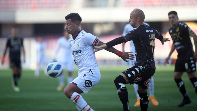 Leonardo Valencia reventó el arco desde el punto penal e igualó para La Serena ante Unión