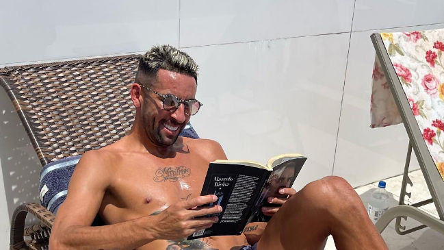 Mauricio Isla compartió reflexión con libro de Bielsa: La vida es muy corta para mirar atrás