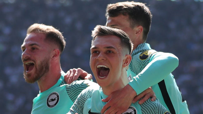 Brighton logró agónico triunfo sobre Tottenham con un golazo de Leandro Trossard