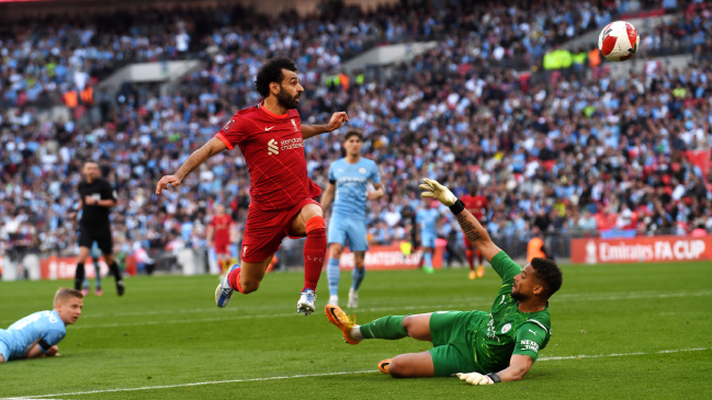 Liverpool venció con dramatismo a Manchester City y clasificó a la final de la FA Cup