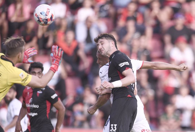 Leandro Benegas fue figura al anotar en empate de Independiente ante Colón