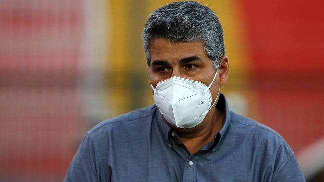 Las razones por las que Santiago Escobar sigue al mando de la banca en la U